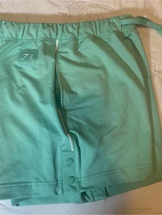 Gymshark Pants - Gymshark Mint Green Recess Snap-Front Athletic Shorts Ladies Sz Medium